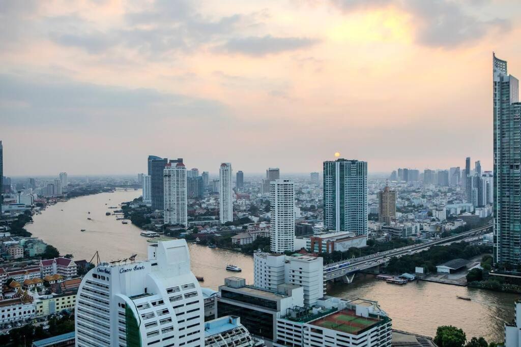 Căn hộ River View - Loft In Great Location *